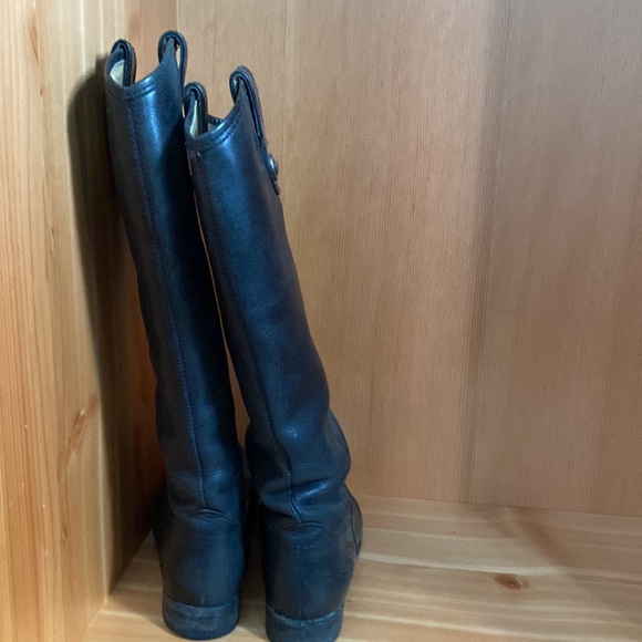 FRYE beautiful black leather boots size 6 - Picture 3 of 7